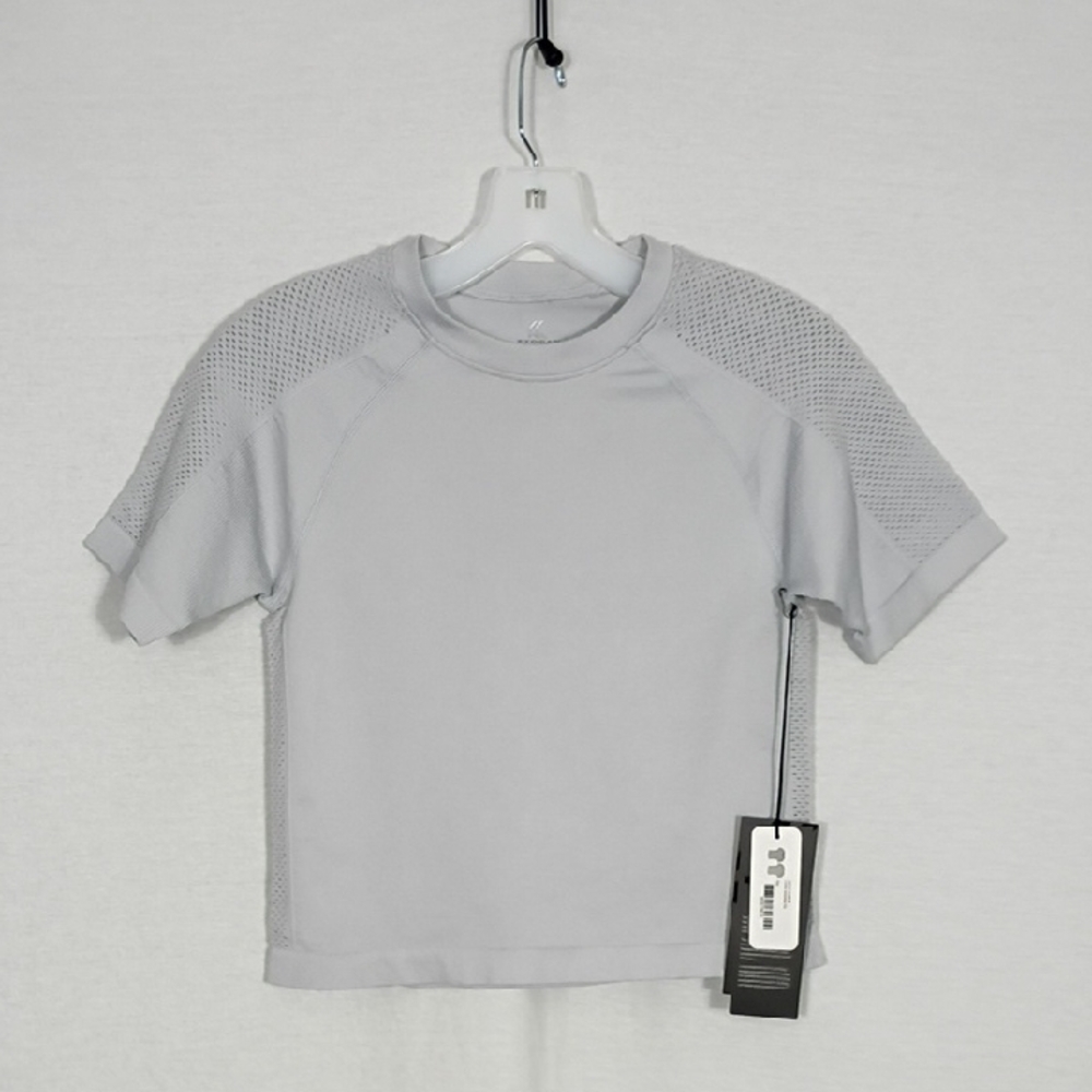 NWT Kyodan Grey Moisture Wicking Seamless Crew Neck Short Sleeve Top Women SZ Md